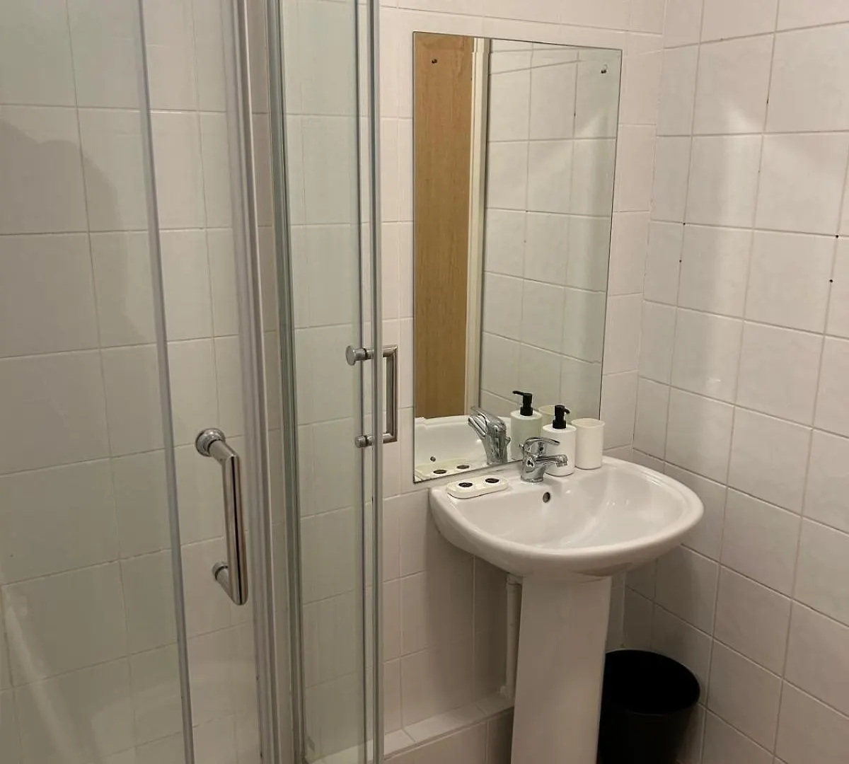 004 Spacious 3 Bed Apartment In Dublin City Centre