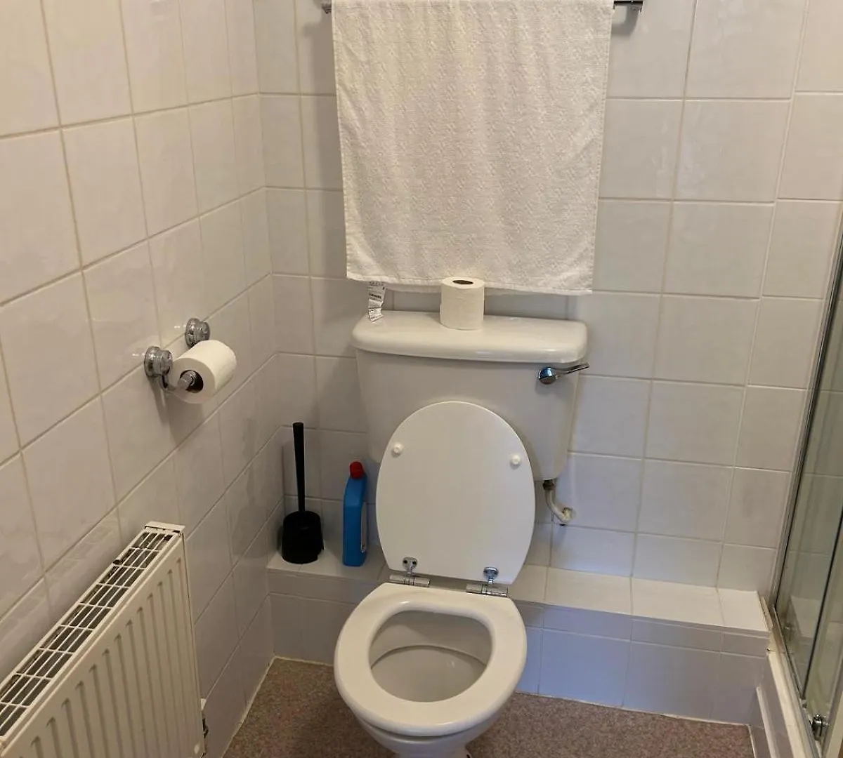 004 Spacious 3 Bed Apartment In Dublin City Centre
